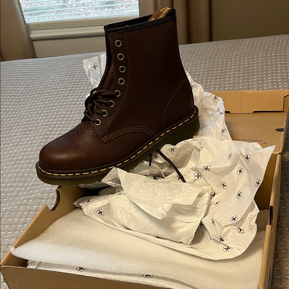 Women’s size 10, men’s size 9, Dr. martens